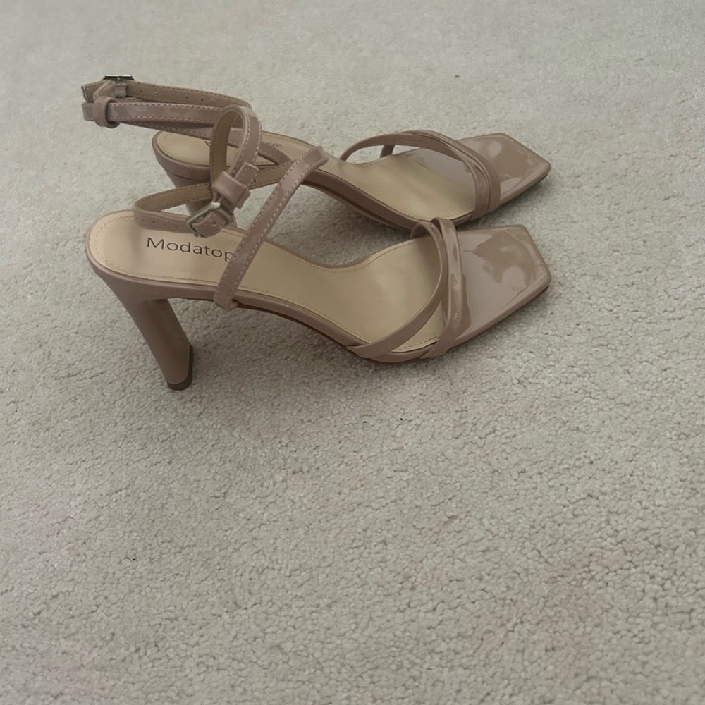 Nude Patent Ankle-Strap Block Heel Sandals - Picture 3 of 4